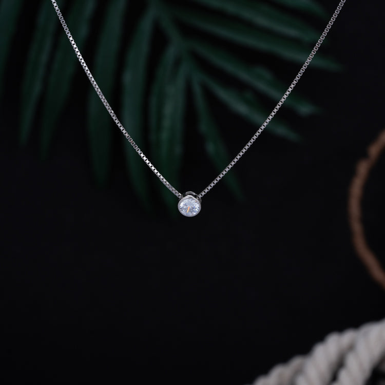 Silver zenith necklace