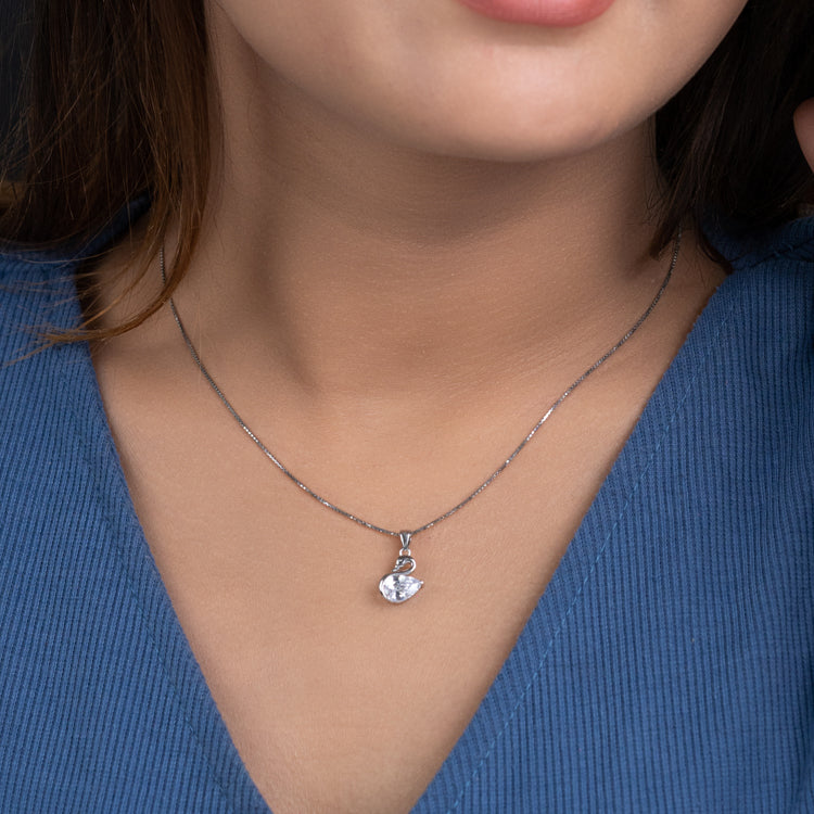 Fiona Swan Silver Necklace