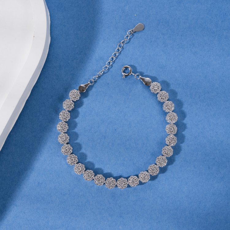 Luxuria Line Bracelet