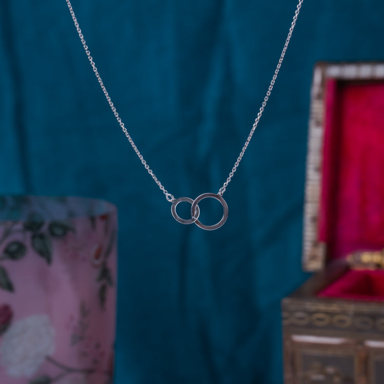 Double Interlocking Circle Silver Pendant
