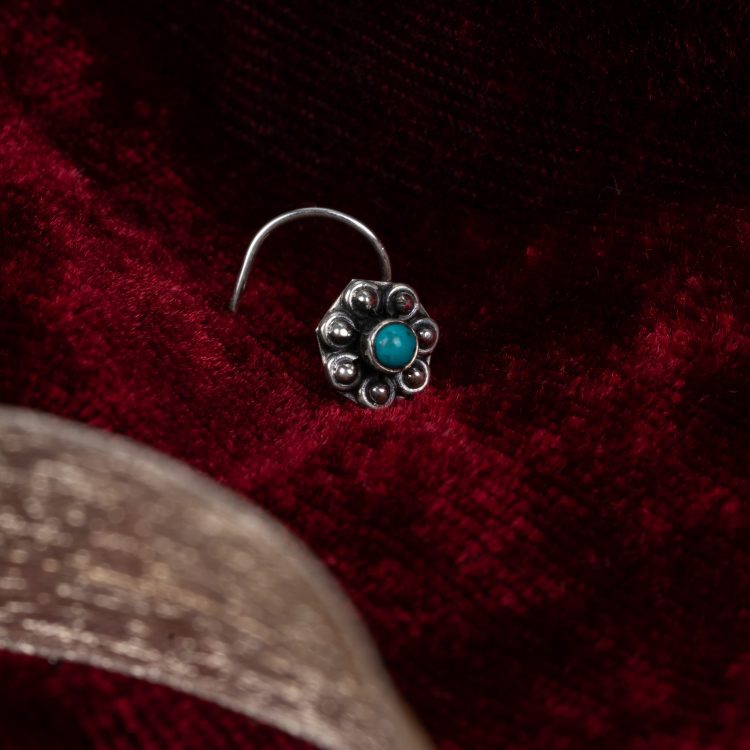 Turquoise Bloom Nose Stud