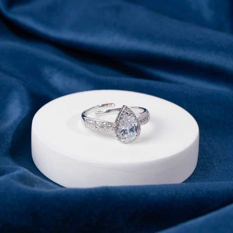Crystal Orbit Ring