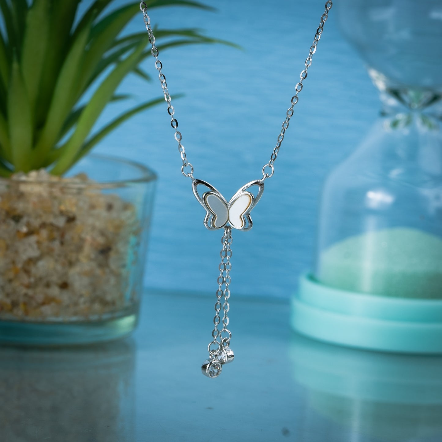 TwinLustré Butterfly Pendant