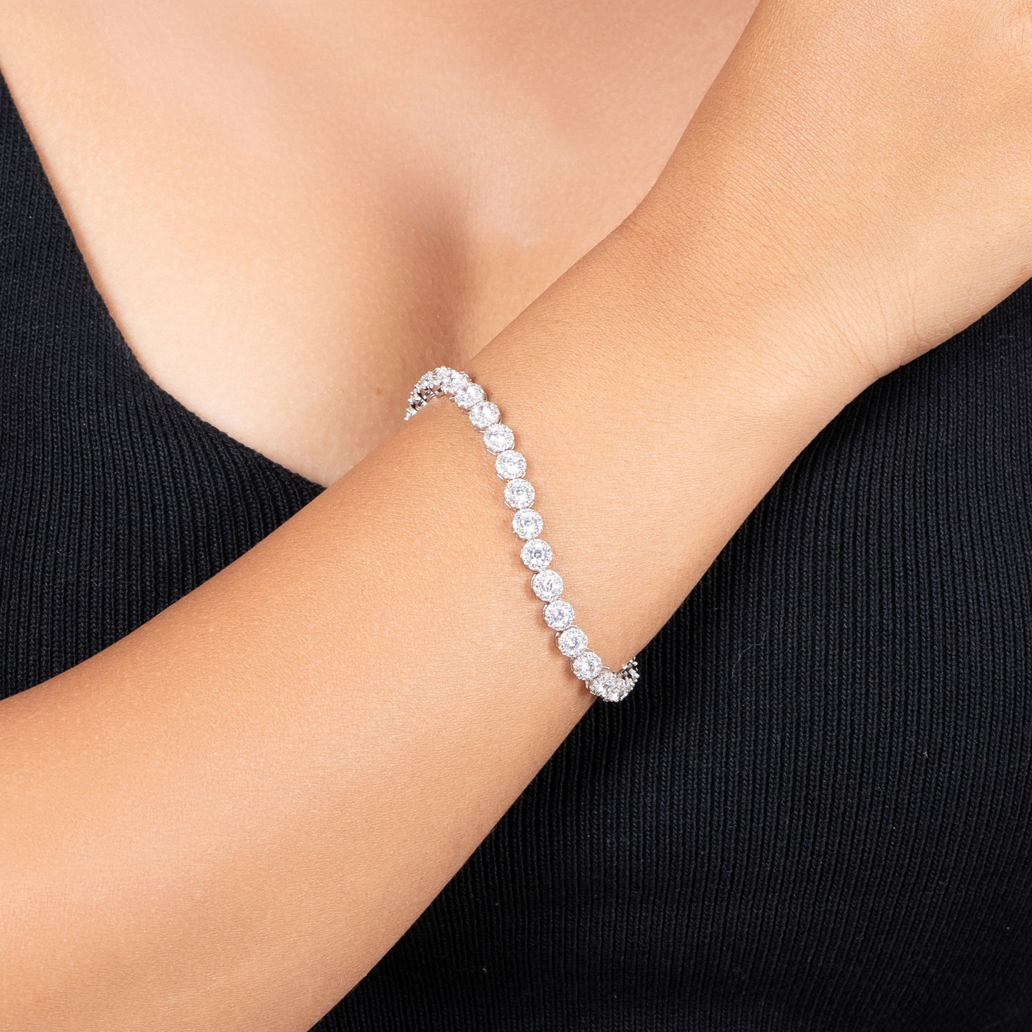 Lustrous Halo Bracelet