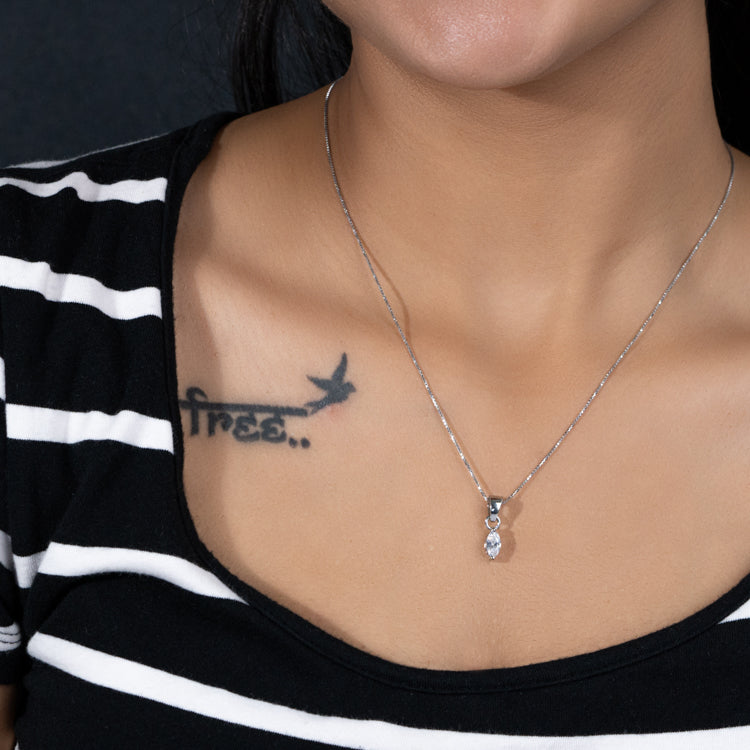 The silver eye chain pendant