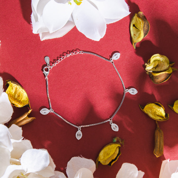 Silver Bracelet with Leaves