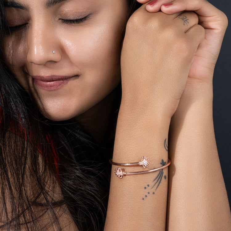 Silver sea's secret bracelet