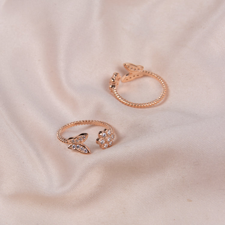 Bloom & Fly Toe Ring