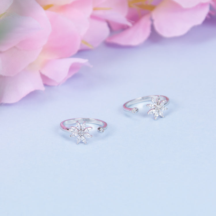 Daisy Delight Toe Ring