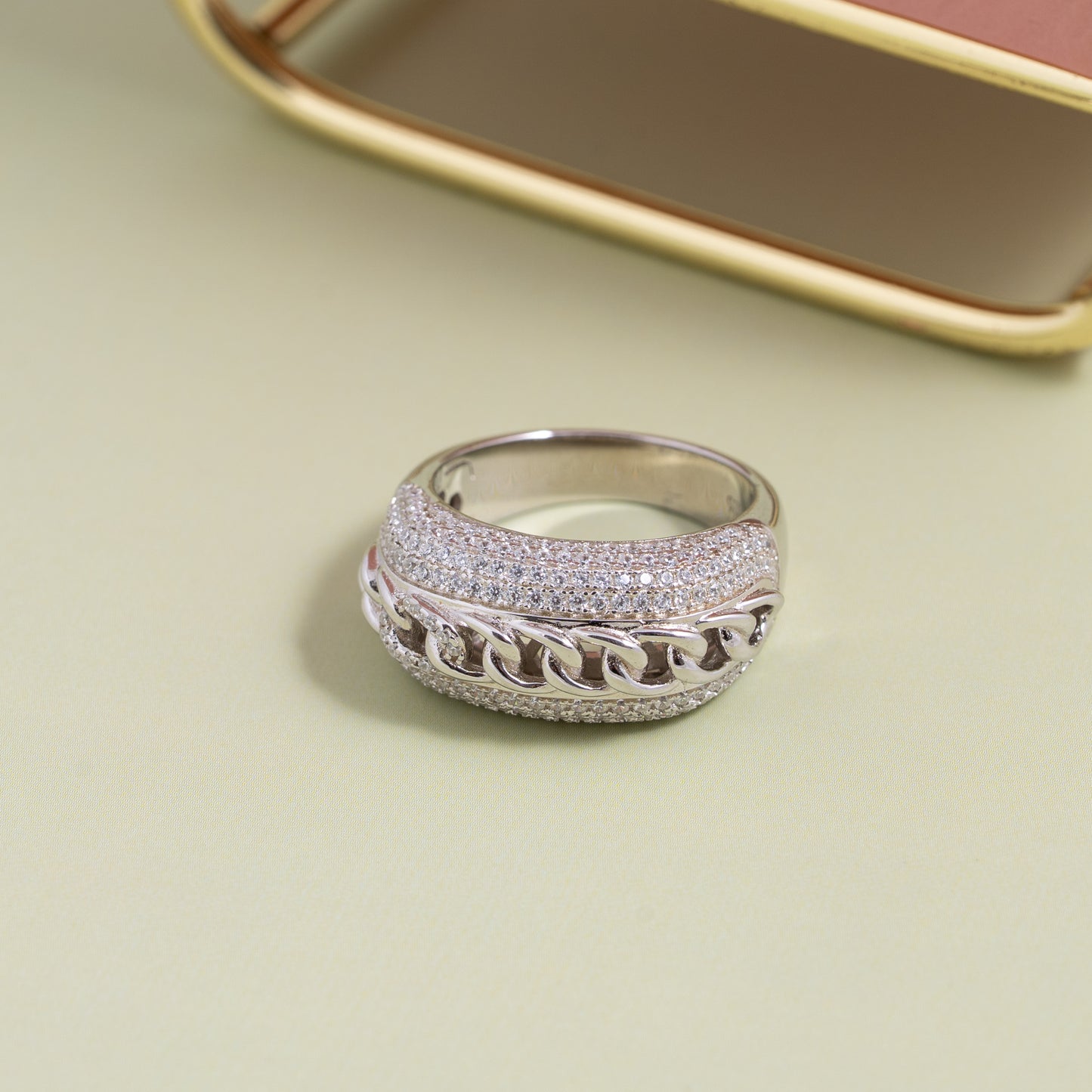 Chain Luxe Ring