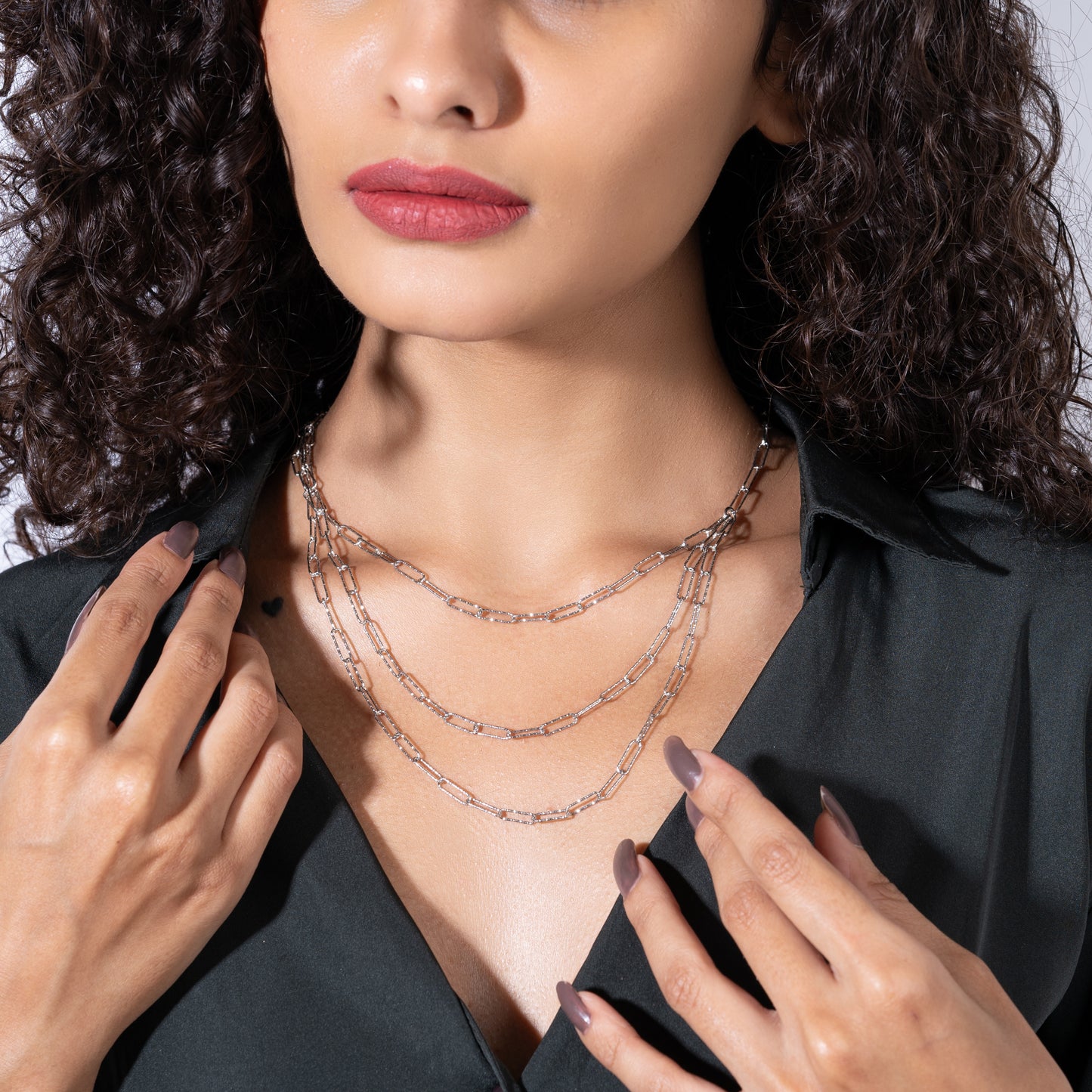 Sleek Strata Necklace