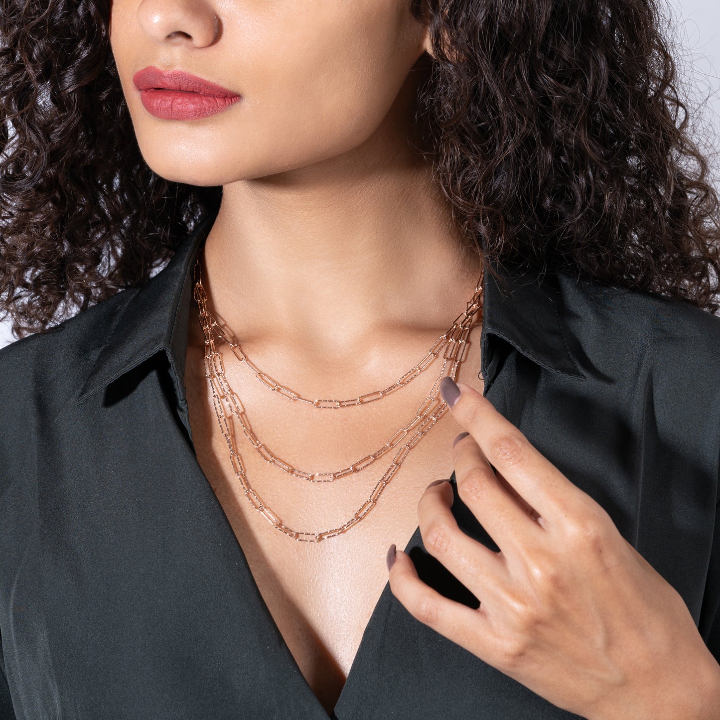 Sleek Strata Necklace