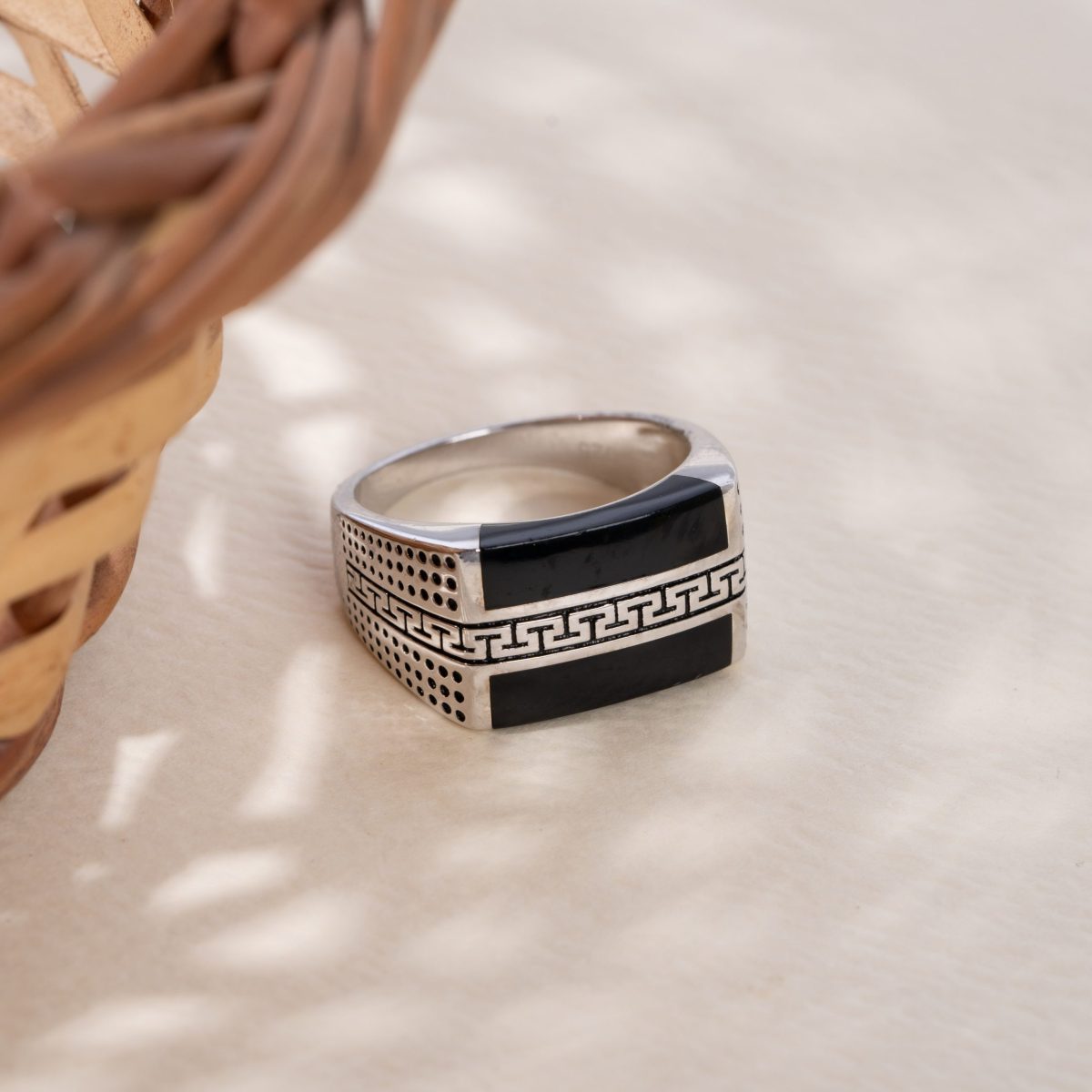 Blackstream Grid Ring