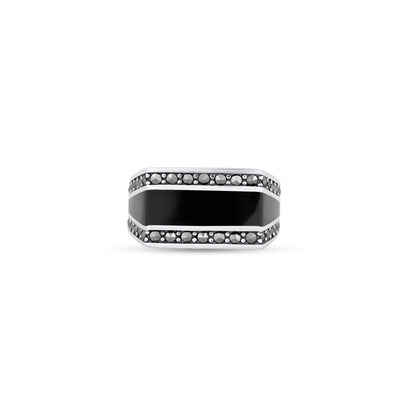 Noir Valor Ring