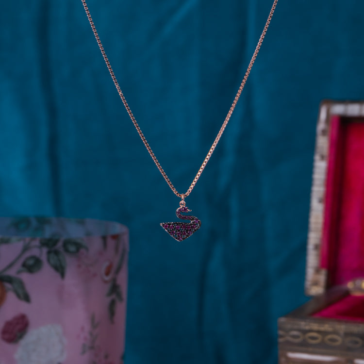 Sparkling Treasure Swan Y Necklace