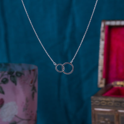 Double Interlocking Circle Silver Pendant