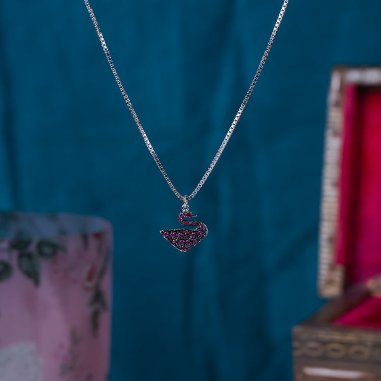 Sparkling Treasure Swan Y Necklace