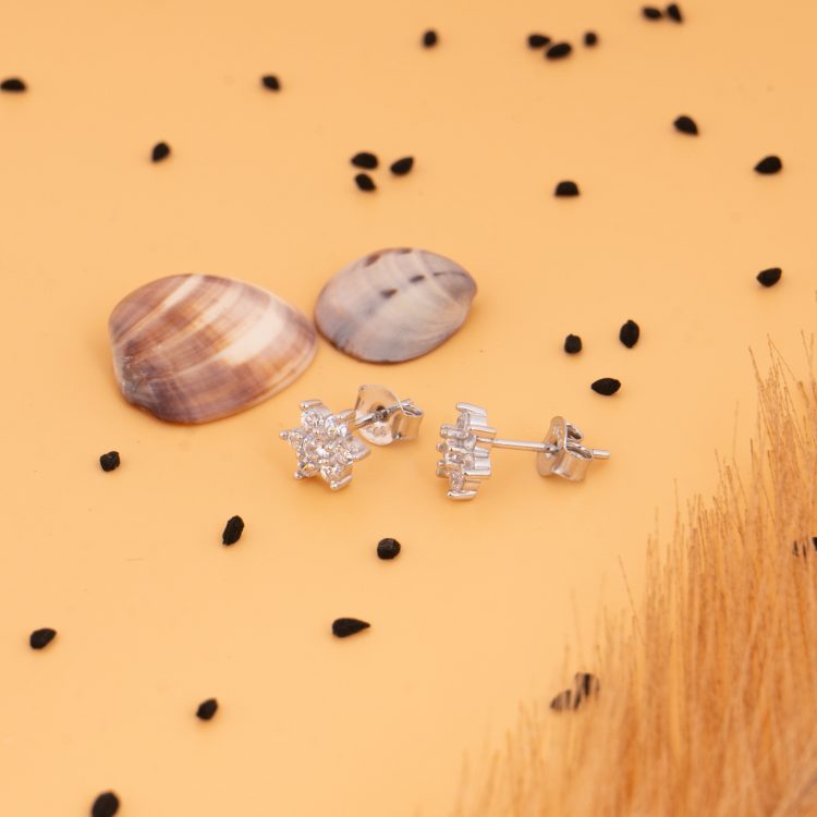 Quantum Spark Studs