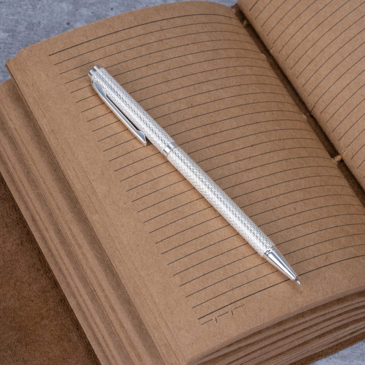 Silver Capshield Pen