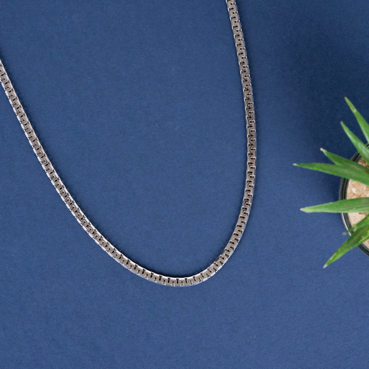 Contemporary Square Chain