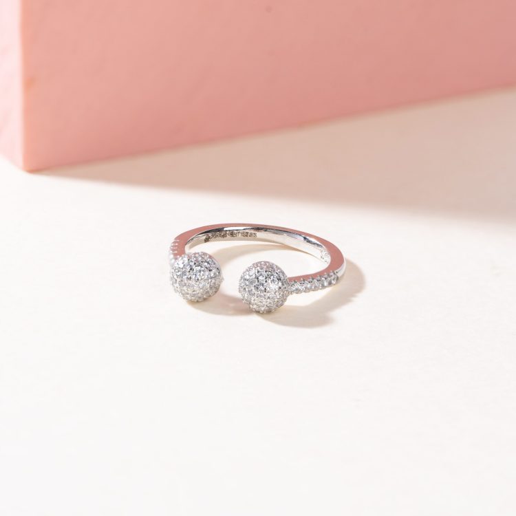 Silver memoria ring