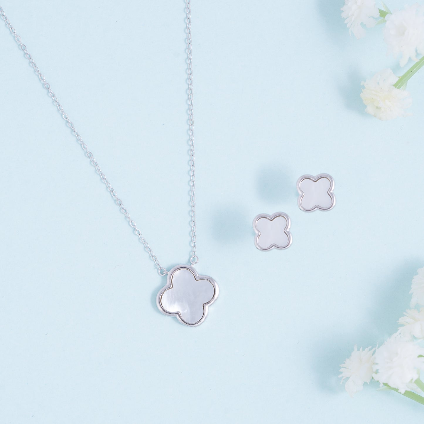 Graceful Clover Set