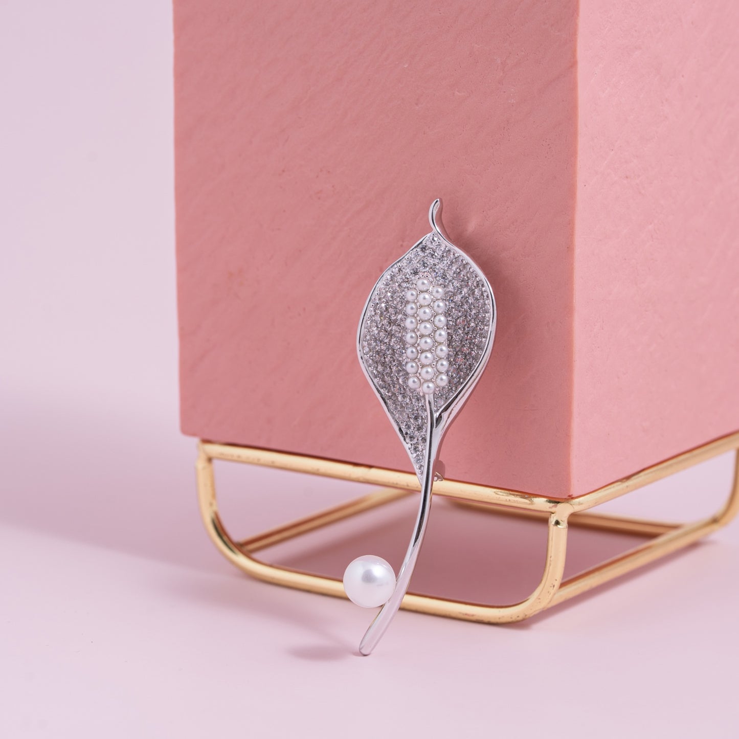 Pearl Lily Brooch
