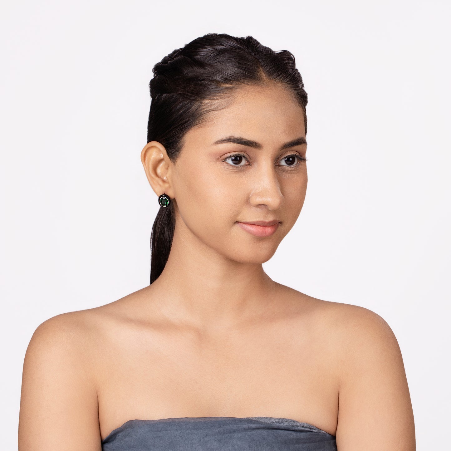 Emerald Noir Stud Earrings