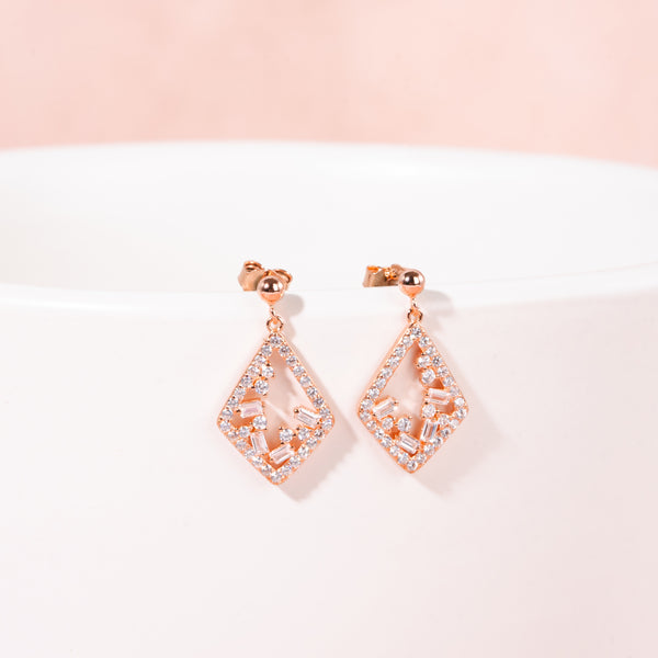 Geometric Glamour Drops