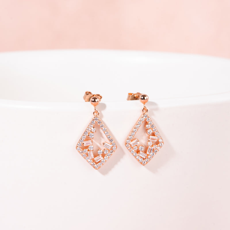 Geometric Glamour Drops