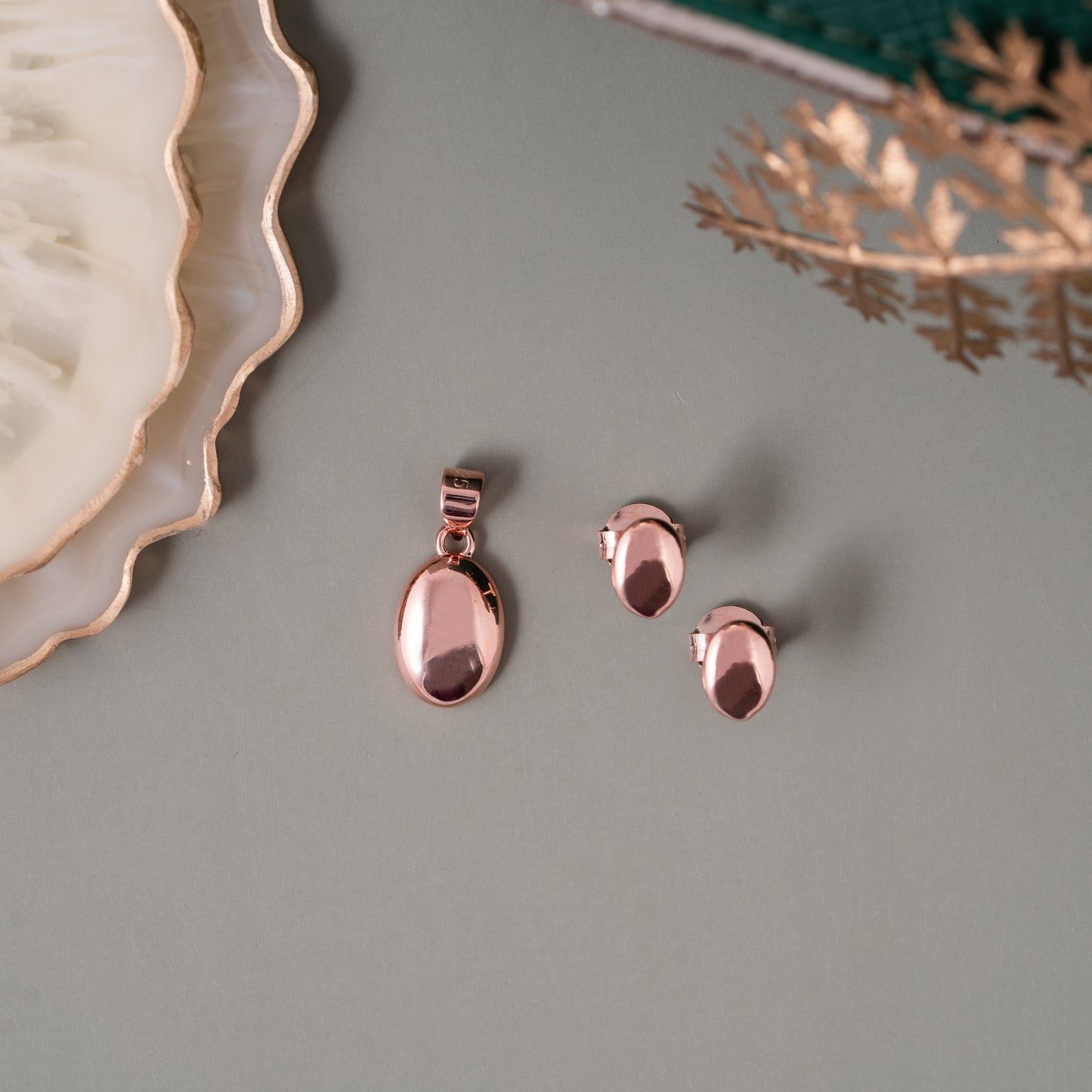 Gleaming Aura Set