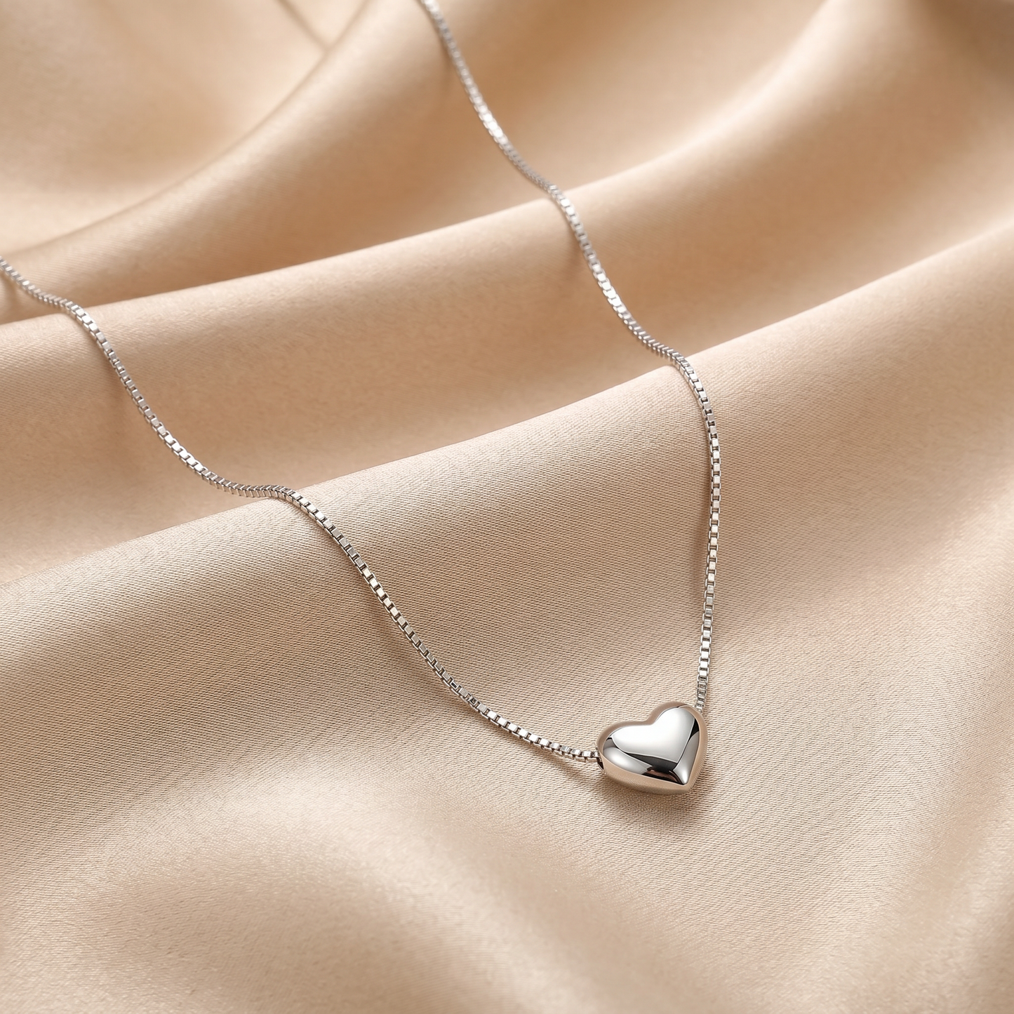Silver Heart Glow Pendant