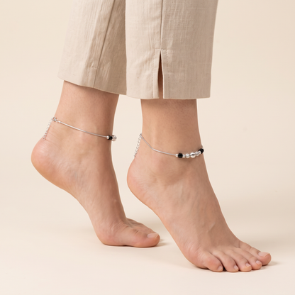 Monochrome Bead Silver Anklet