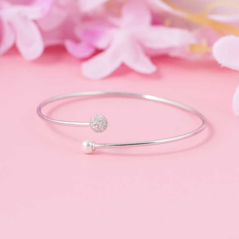 Pearl Orbit Bracelet