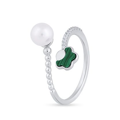 Pearl Clover Whisper Ring
