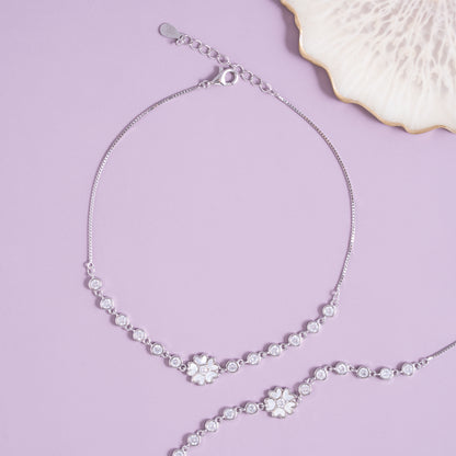 Petal Glow Silver Anklet