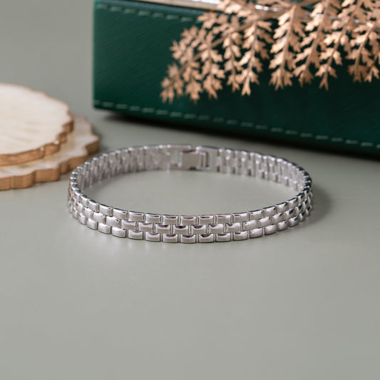 Polished Link Bracelet