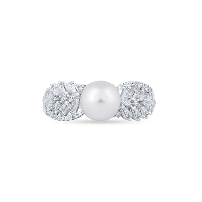 Regal Pearl Crest Ring