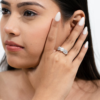Regal Pearl Crest Ring