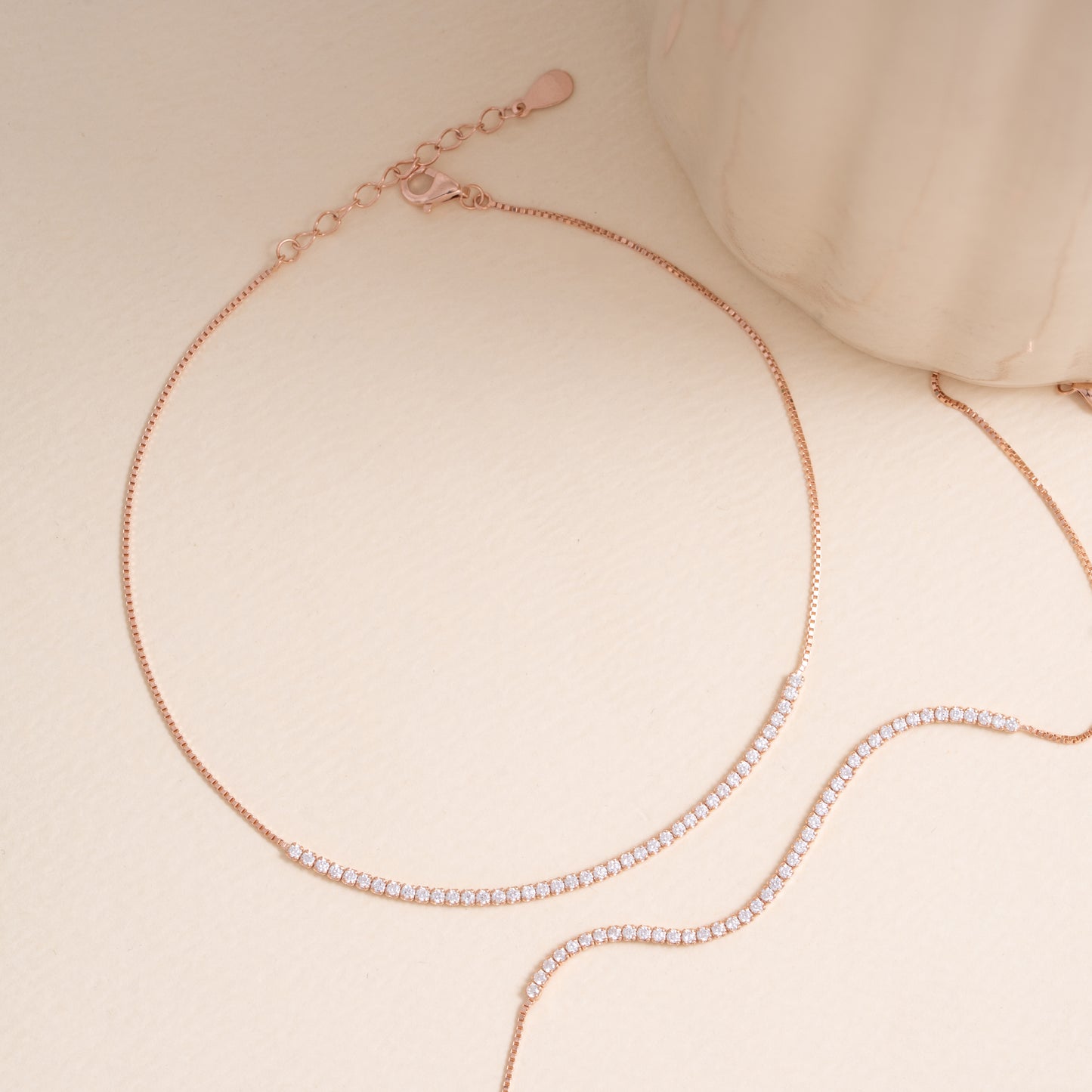 Rosé Celiora Anklet