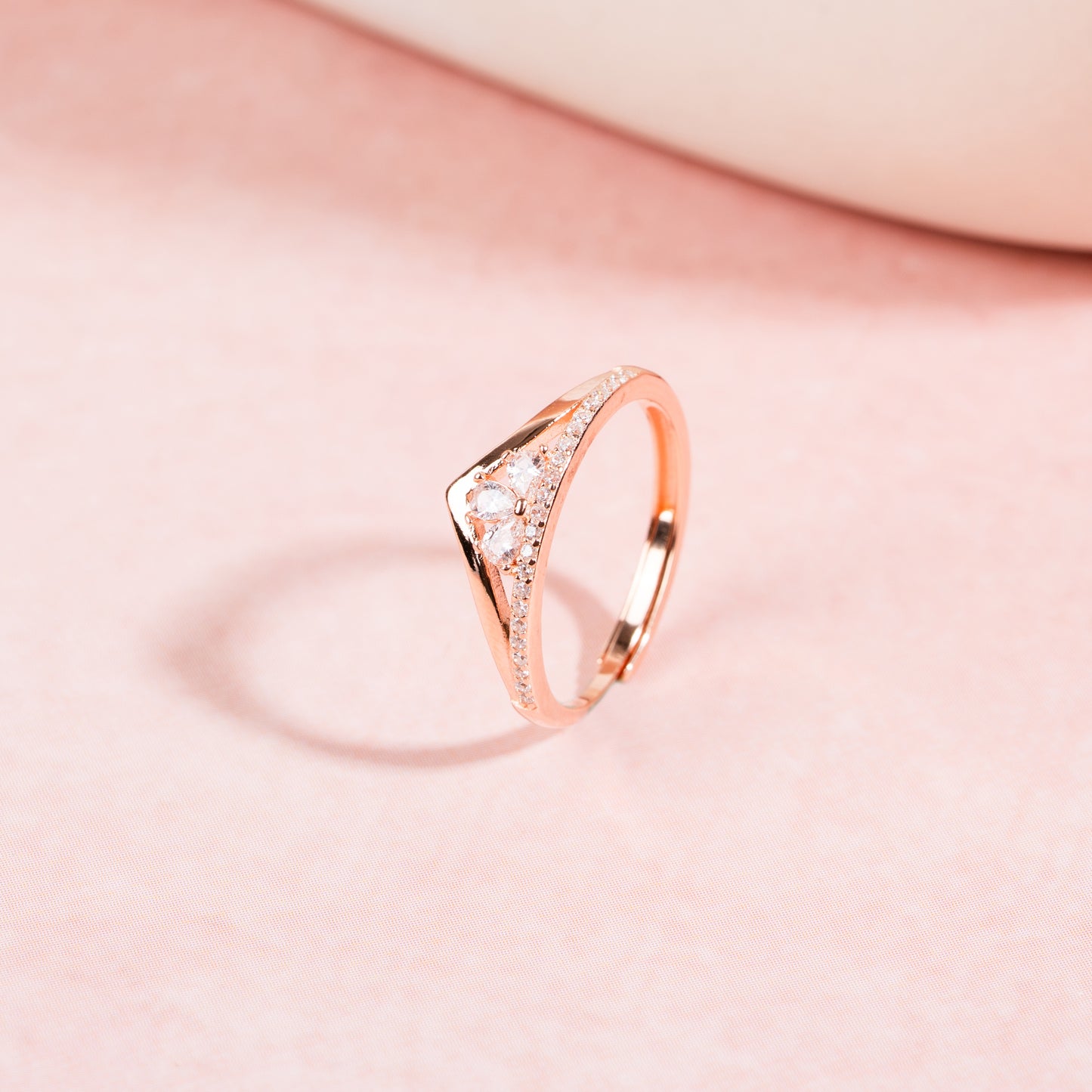 Rose Starlight Curve Ring