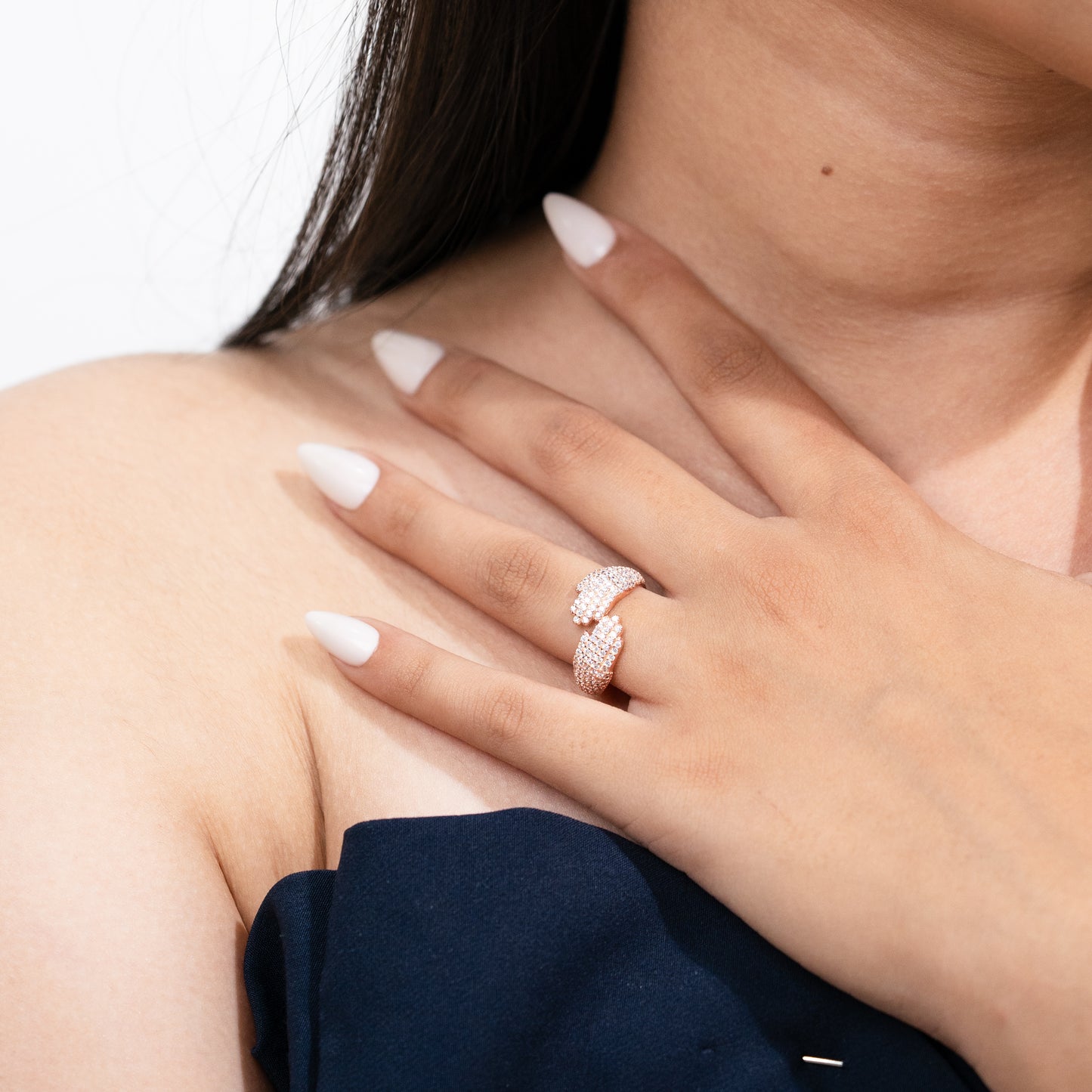 Rosé Embrace Hug Ring