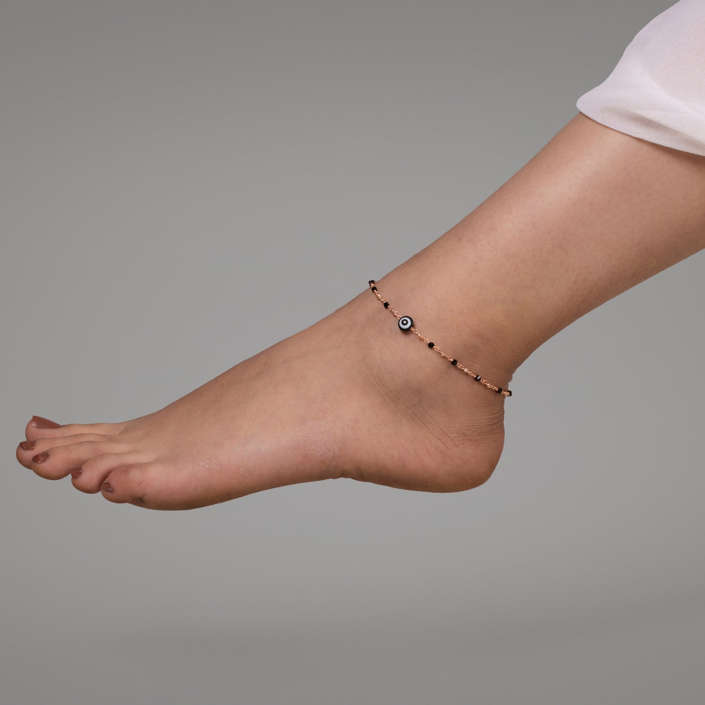 Rose Eye Charm Anklet