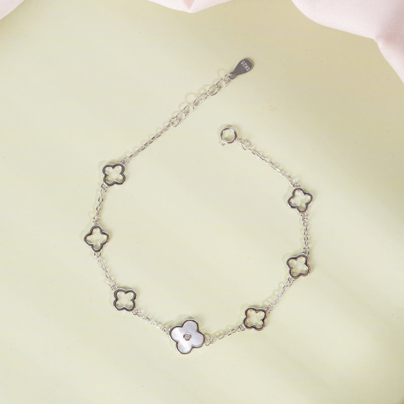 Silver Charm Bloom Bracelet