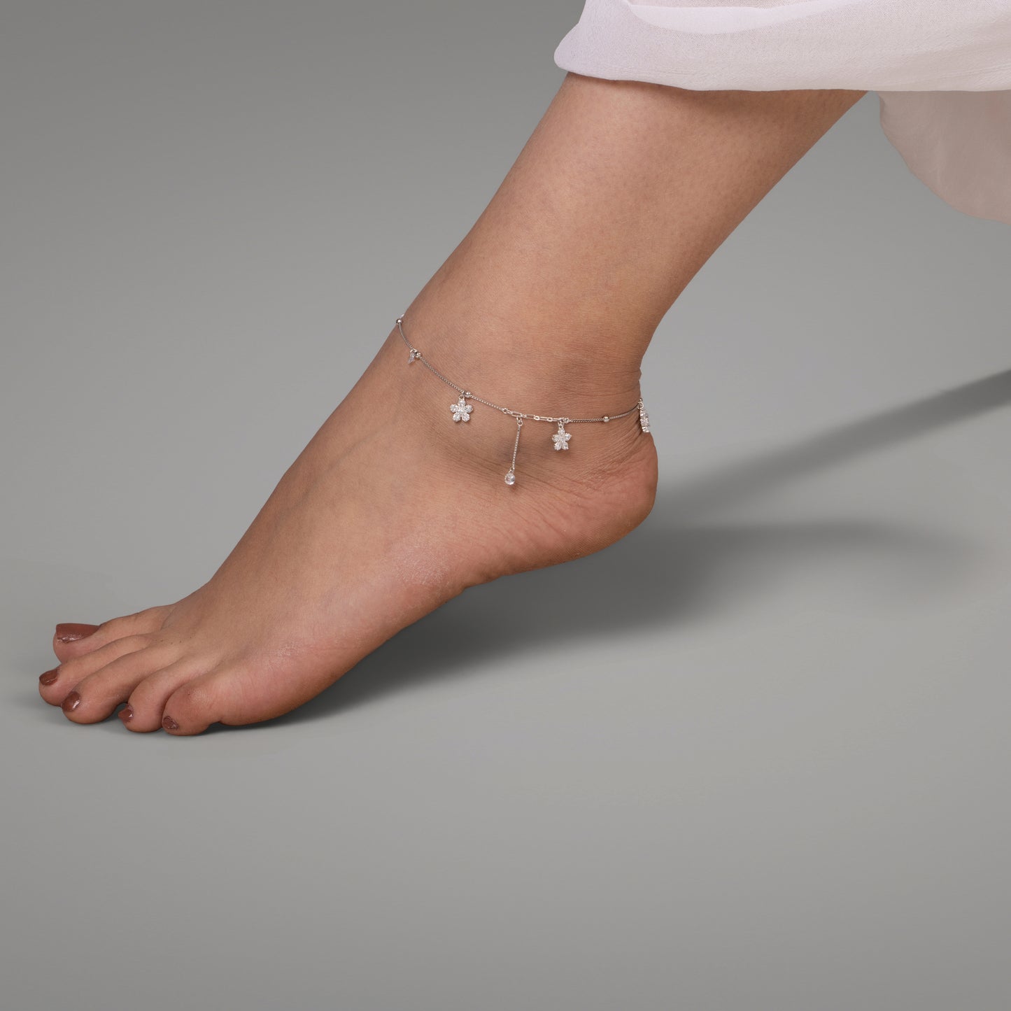 Sparkling Bloom Anklet