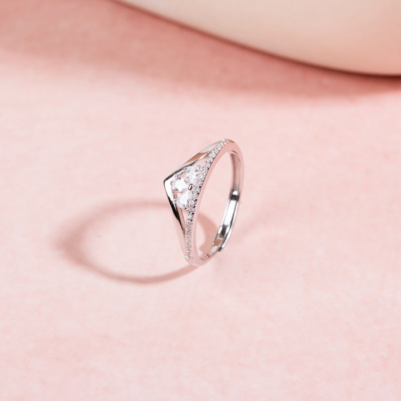 Starlight Curve Ring