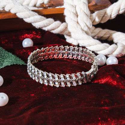 Glimmering Pearl Silver Bracelet