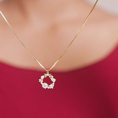 Golden Charm Bloom Pendant Necklace