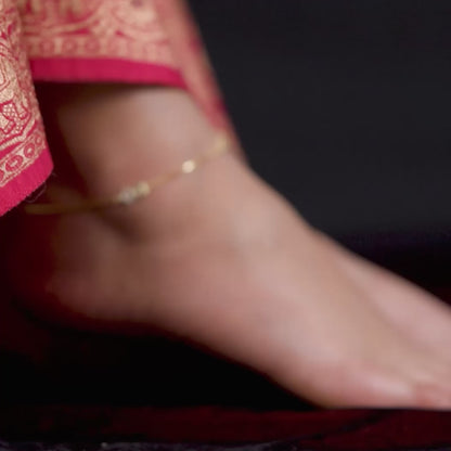 Golden Axis Anklet